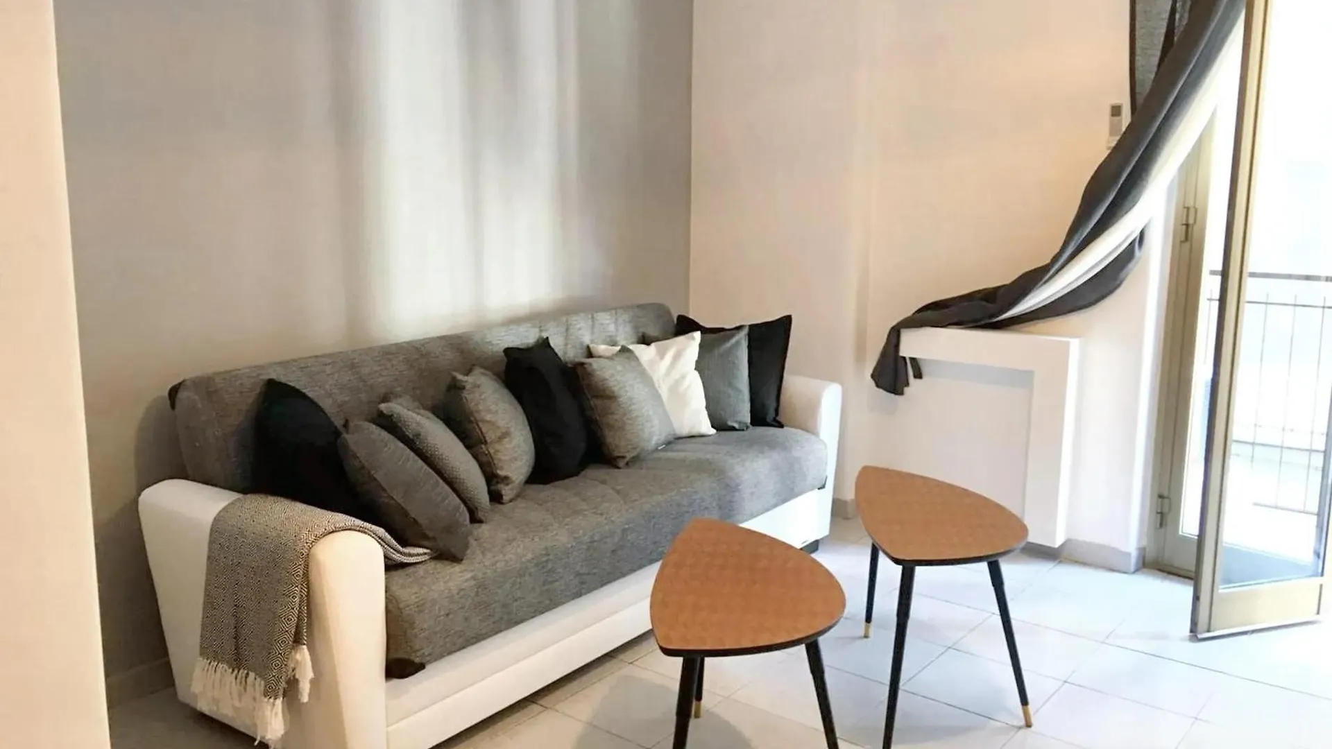 Charming Apartment In Catania With Balcony And City View Italy